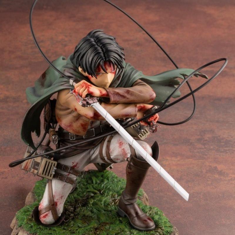 Kotobukiya Attack On Titan Levi Ackerman Anime Figure Battle Damaged Bloody Battle Kneeling Pose Collectible Statue Anime Model