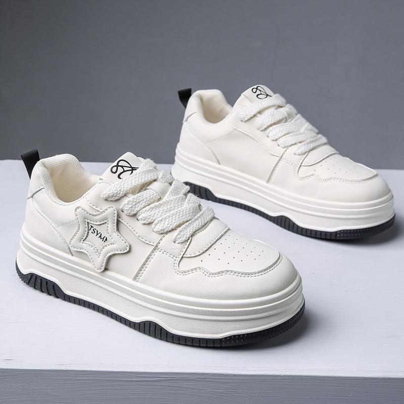 Белые туфли на толстой подошве — фото 6