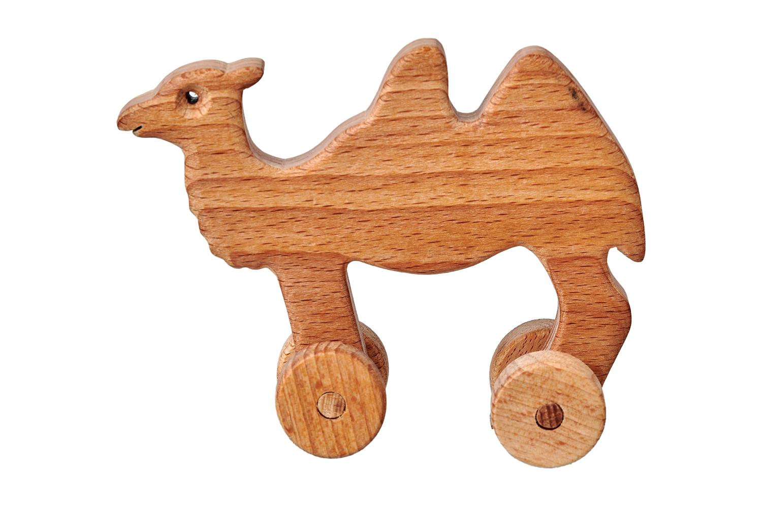 

Деревянная игрушка - верблюд - изготовленная вручную деревянная игрушка, способствующая первым шагам и ходьбе, для детей в возрасте от 12 месяцев и старше