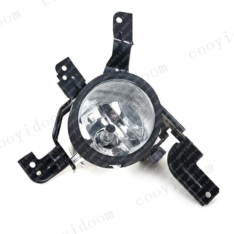 Car Front Bumper Light Fog Light Fog Lamp For Honda For CRV 2007 2008 2009 Fog Lamp Part Number 33951-SWA-H01 / 33901-SWA-H01