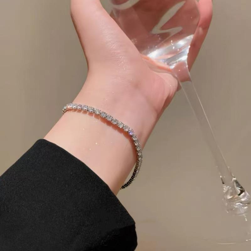 Bracelet Perle Irregulière Forme Spéciale Française Bracelet Femmes Niche Luxe Léger Exquis Doré Demi-Bracelet Bracelet Accessoires