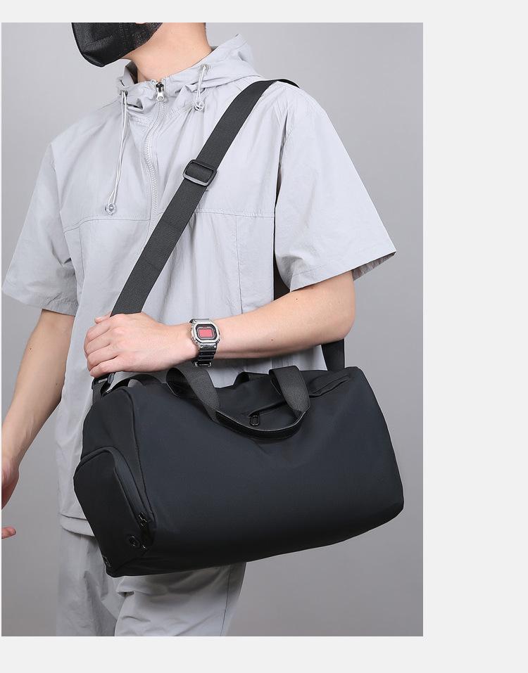 Borsa a tracolla leggera per viaggi e sport con separazione umido/secco