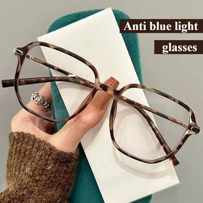 Retro Anti Blue Light Glasses for Women Fashion Large Frame Ultra Light HD Vision Eyewear