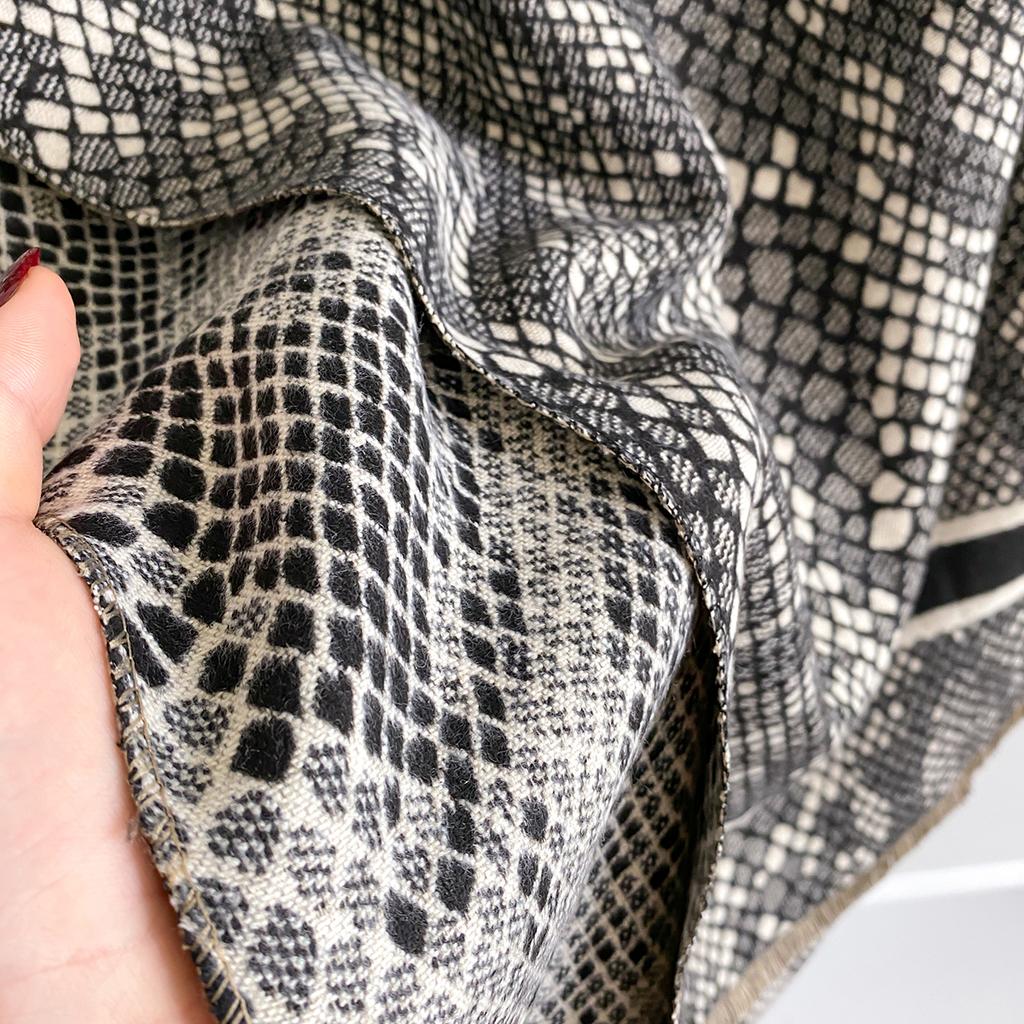 Winter Women's Cashmere Leopard Print Double-Sided Scarves Elegance Shawl Pashmina Warm Female Outdoor Fashion Accessory Scraf