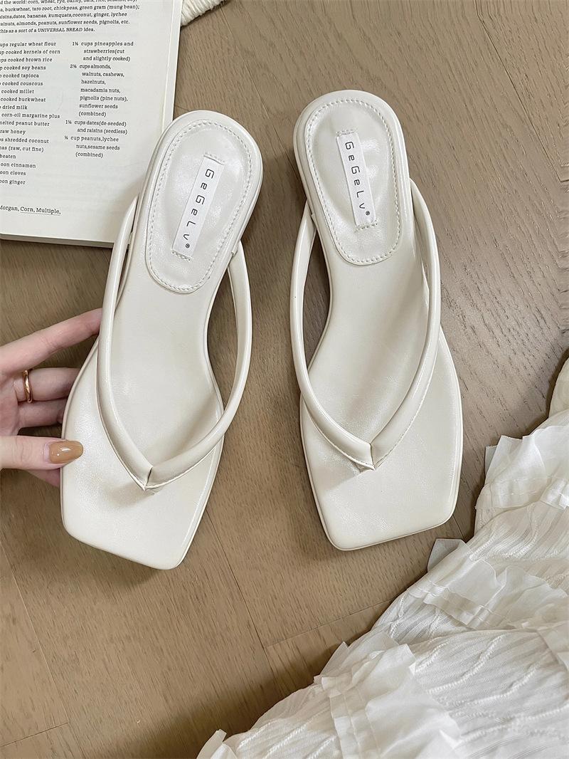 

Французские серебряные шлепанцы женская летняя мода толстые каблуки сдавливают ноги пляжные тапочки нескользящие сандалии 39