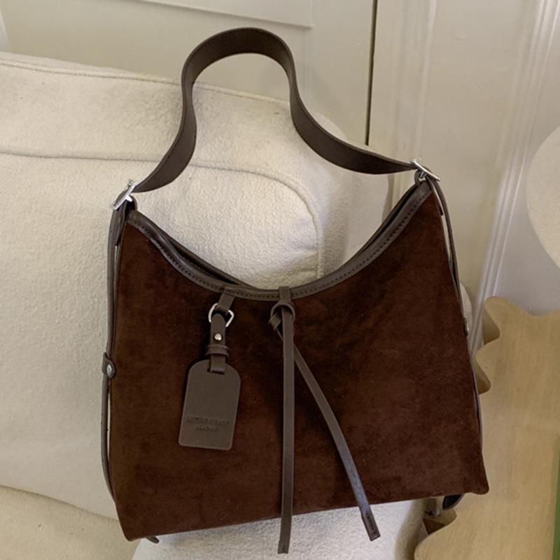 Nuova borsa in velluto di cervo retrò per autunno e inverno, borsa a tracolla da donna, nuova borsa tote di nicchia di grande capacità