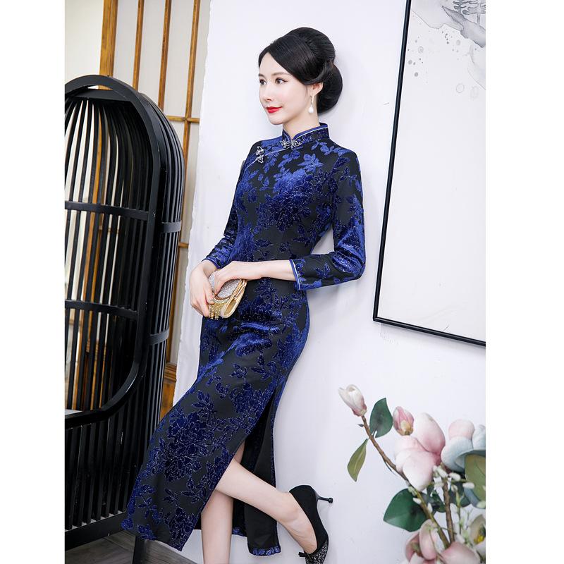 Autumn and winter new long slim-fit improved cheongsam dress flocked jacquard silver edge mother put back her mother's cheongsam