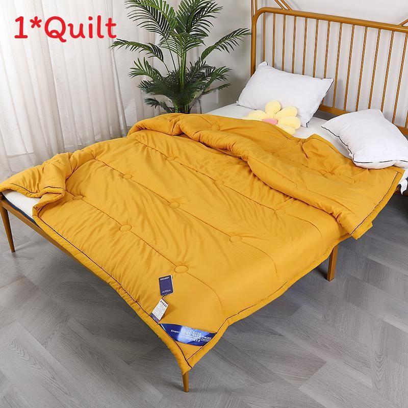 Color Solid Cotton Lightweight Duvet Quilt With Polyester Fill For Sleep Comfort