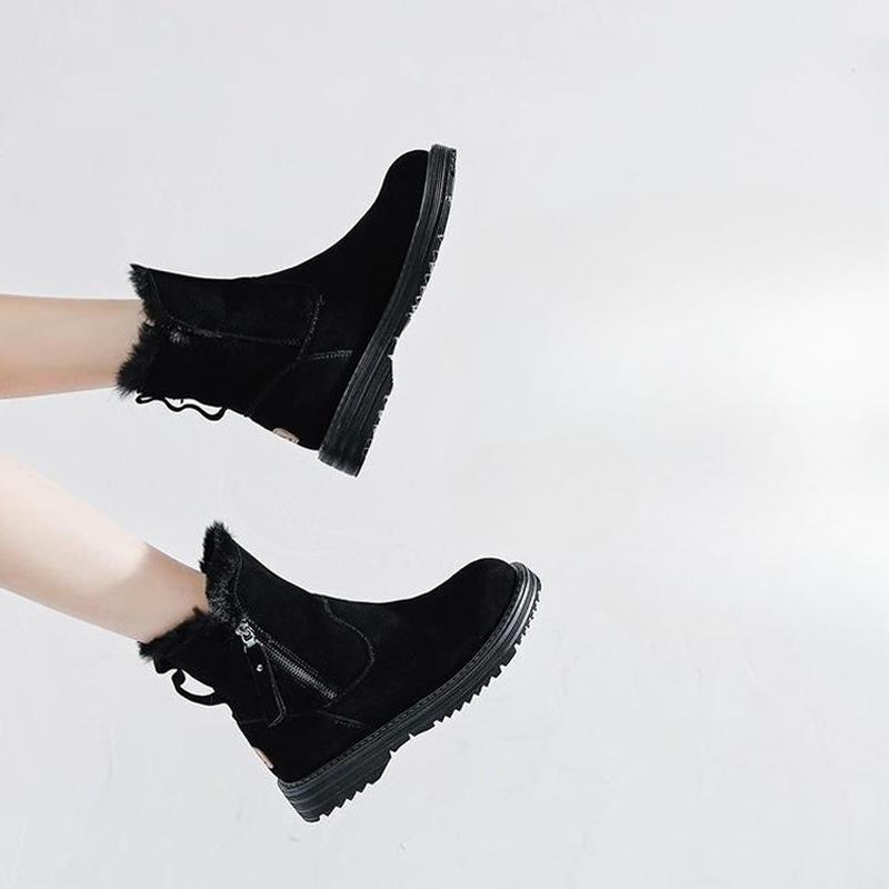 Retro Hot Boots Women's 2024 New Autumn/Winter New Soft Leather Soft Sole Fashion Versatile Casual Lightweight Short Boots