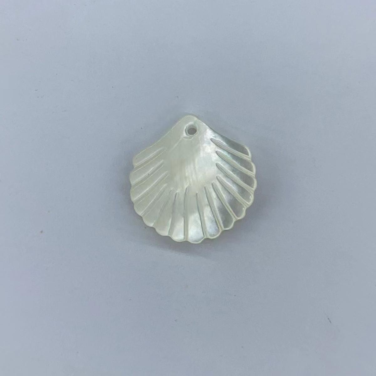 1Pc Natural White Mother Of Pearl Scallop Shell Charm 16mm Single Hole Seashell Pendant For Ocean Mermaid DIY Earring Necklace Jewelry Making 1Pc/16mm белый