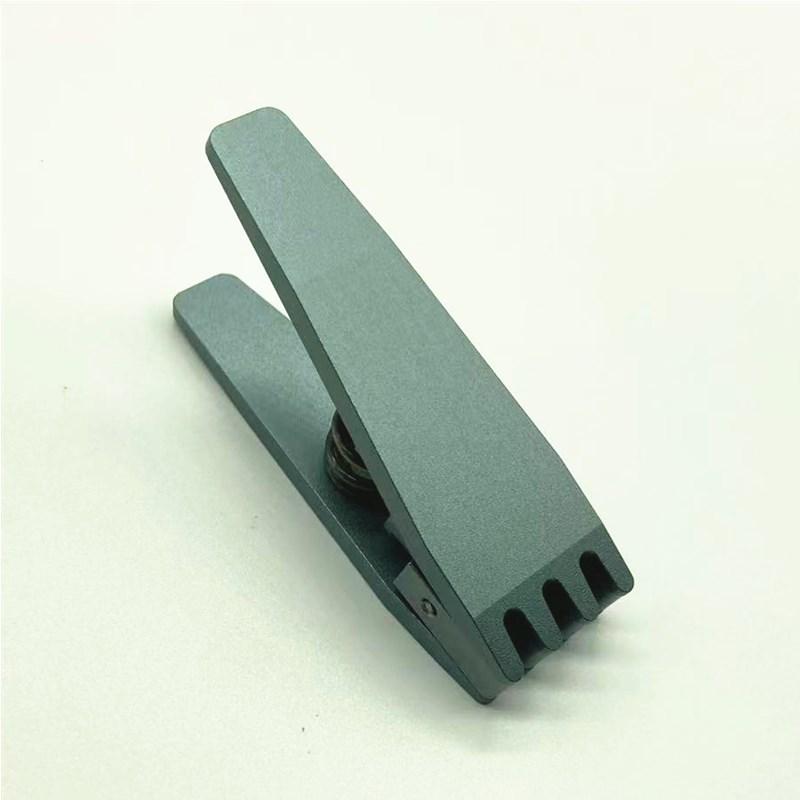 

Машина для натяжки струн на ракетки для бадминтона и тенниса с фиксированным зажимом и летающим зажимом