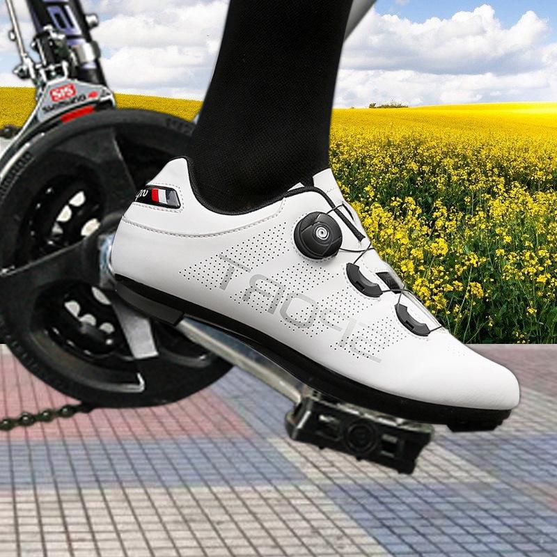 Men's and Women's Summer Breathable Clipless Cycling Shoes for Mountain and Road Biking.