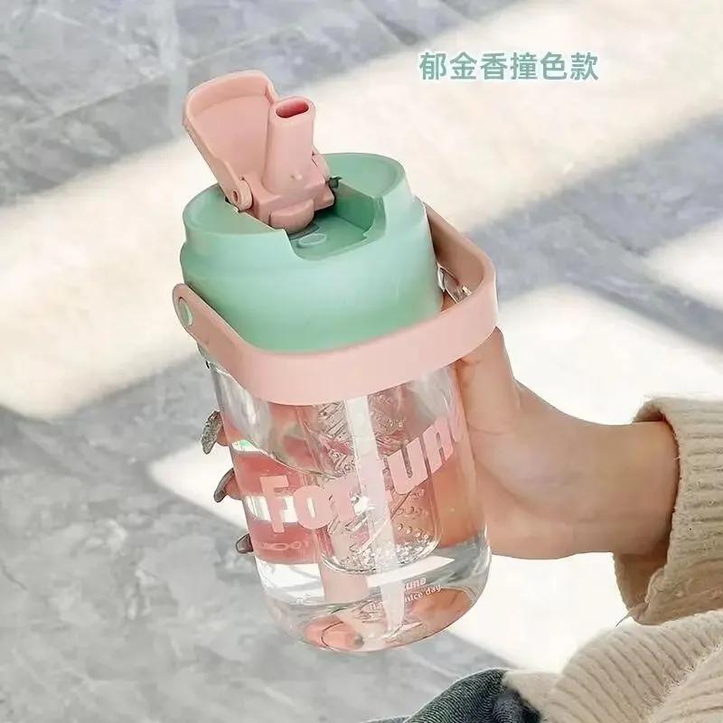 

600ml Large Capacity Simple Student Coffee Cups Plastic Transparent Outdoor Travel Portable Juice Straw Cup Water Bottles 501-600ml зелёный