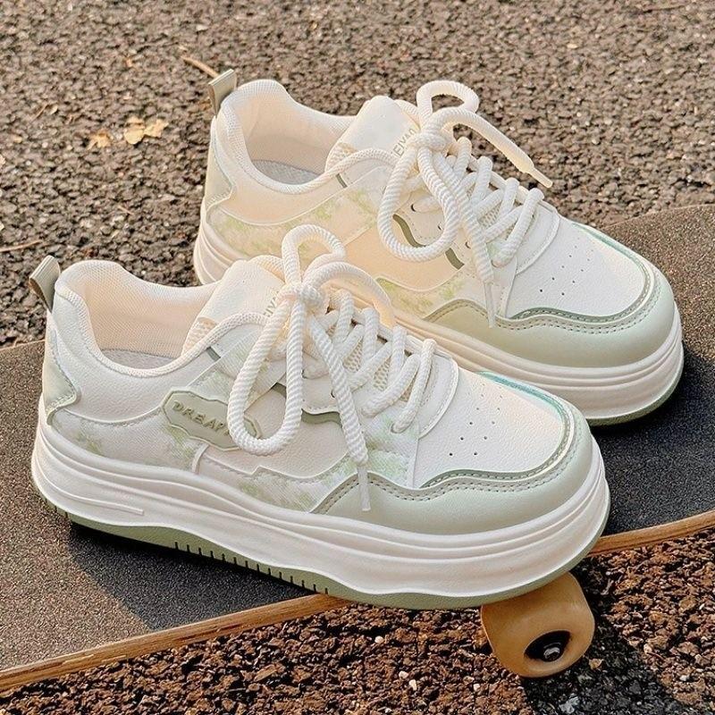 Fashion Women Platform Sneakers Star Design Lace Up Skateboard Flat Outdoor Comfortable Running Sports Shoes Tennis  Sneakers