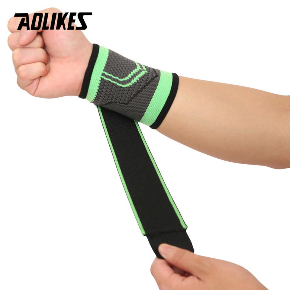 Aolikes Wrist Brace Adjustable Compression Support for Fitness Weightlifting Pain Relief Wrist Wraps