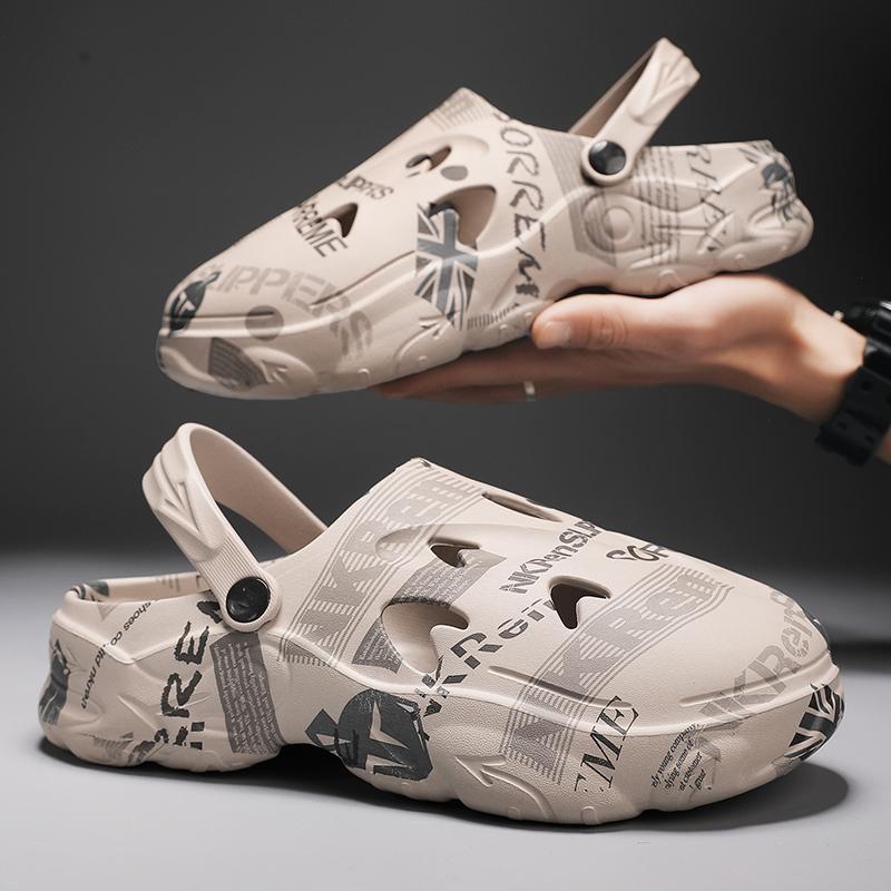 2024 Factory Cheap EVA Men's Clogs Shoes Lightweight Wholesale Plastic Clog Men Beach Working Sandals With Men Clogs&Mules
