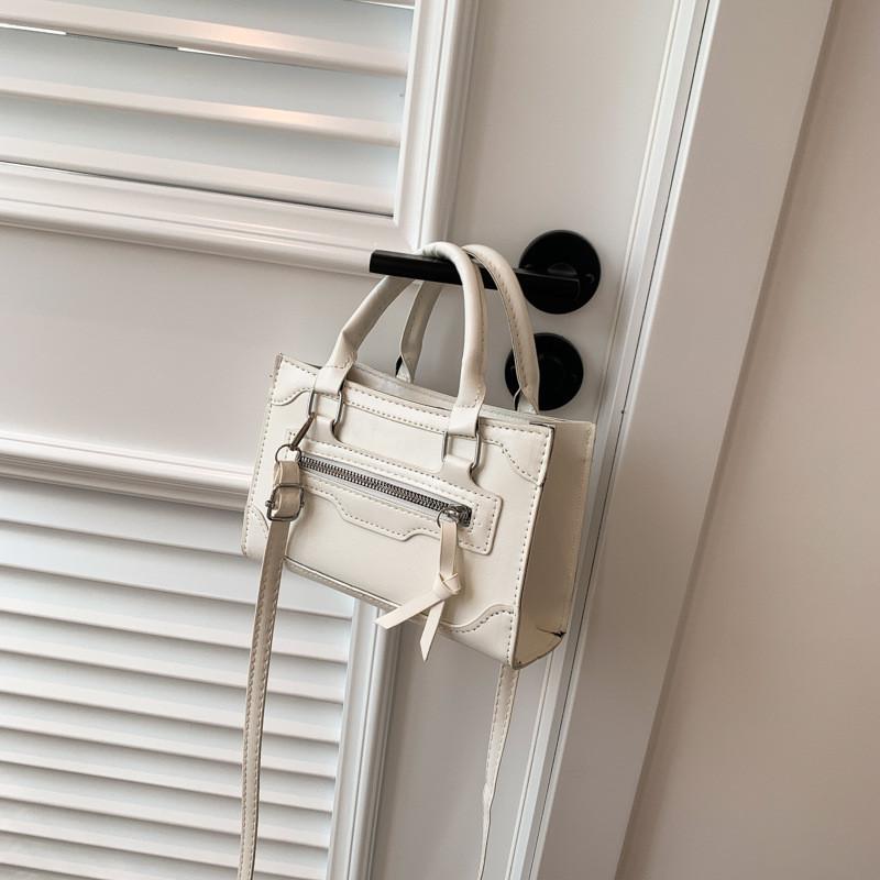 Trendy Stylish Women's Handbag Fashionable Pu Small Square Bag In Multiple Colors