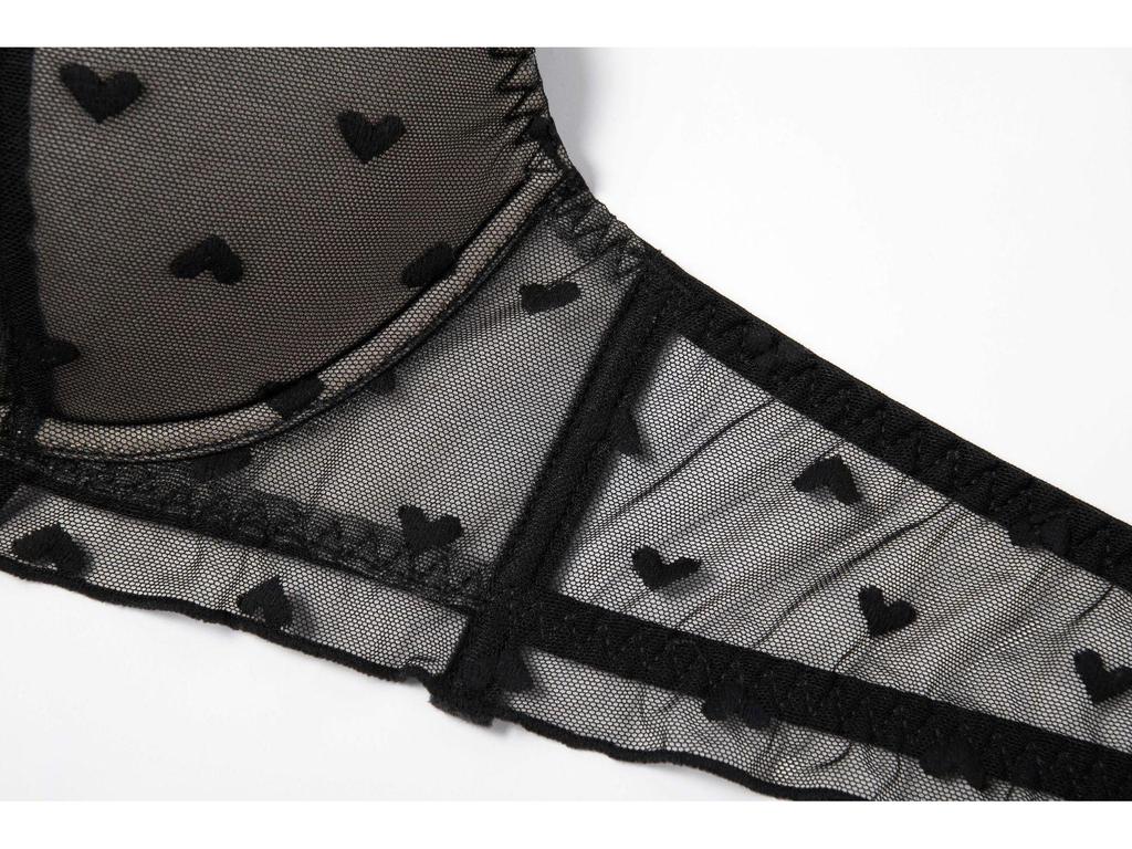 French Lace Underwire Lingerie Set for Enhanced Fit and Support