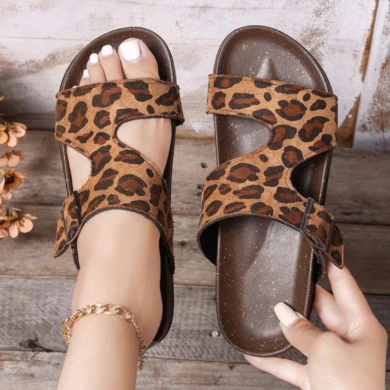 

Fashion Women Slippers Summer Lightweight Leisure Beach Flat Shoes Plus Size Woman Outdoor Casual Sandals New Trend Slides 35