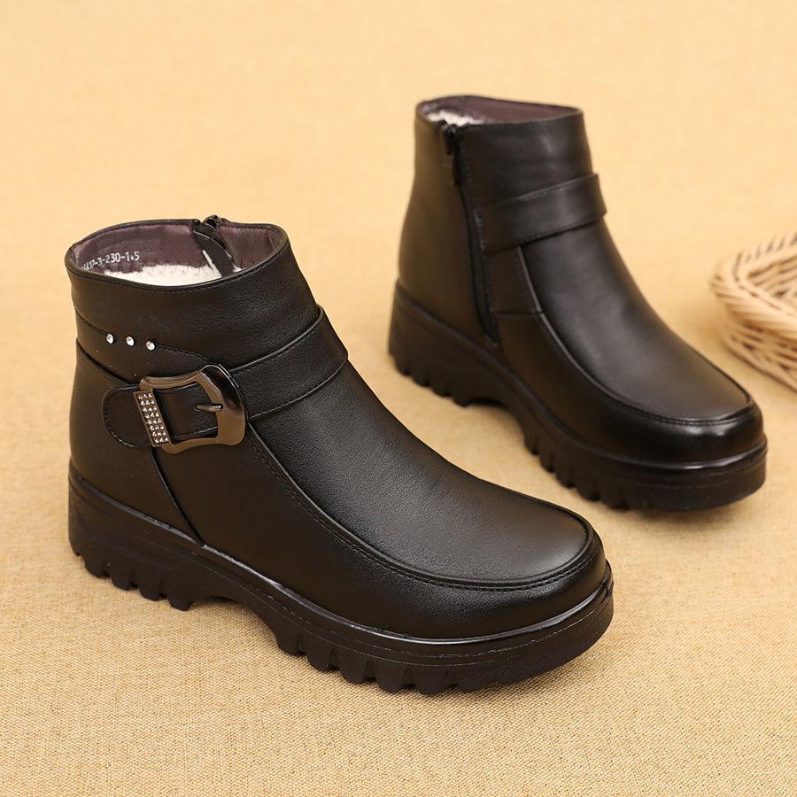 Winter shoes soft-soled elderly cotton shoes women's warm velvet leather shoes short boots women's flat-soled non-slip women's shoes