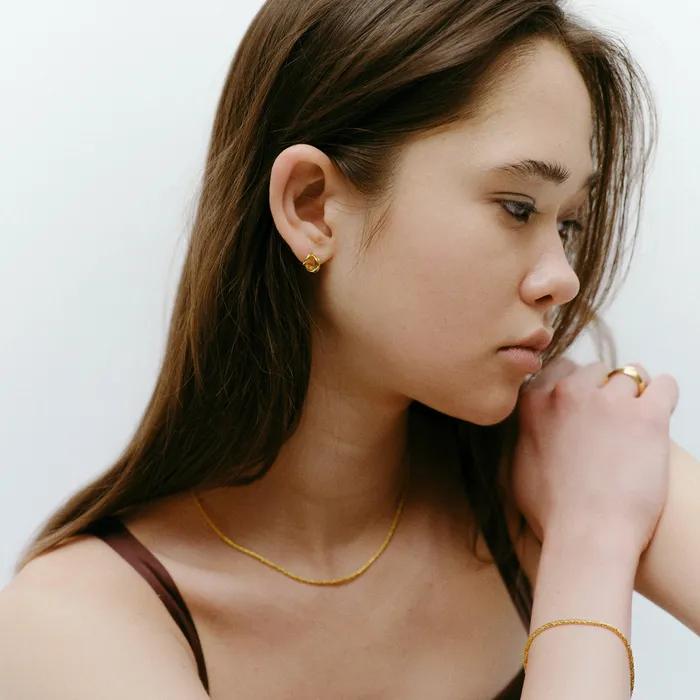 MINI ROLL EARRING GOLD