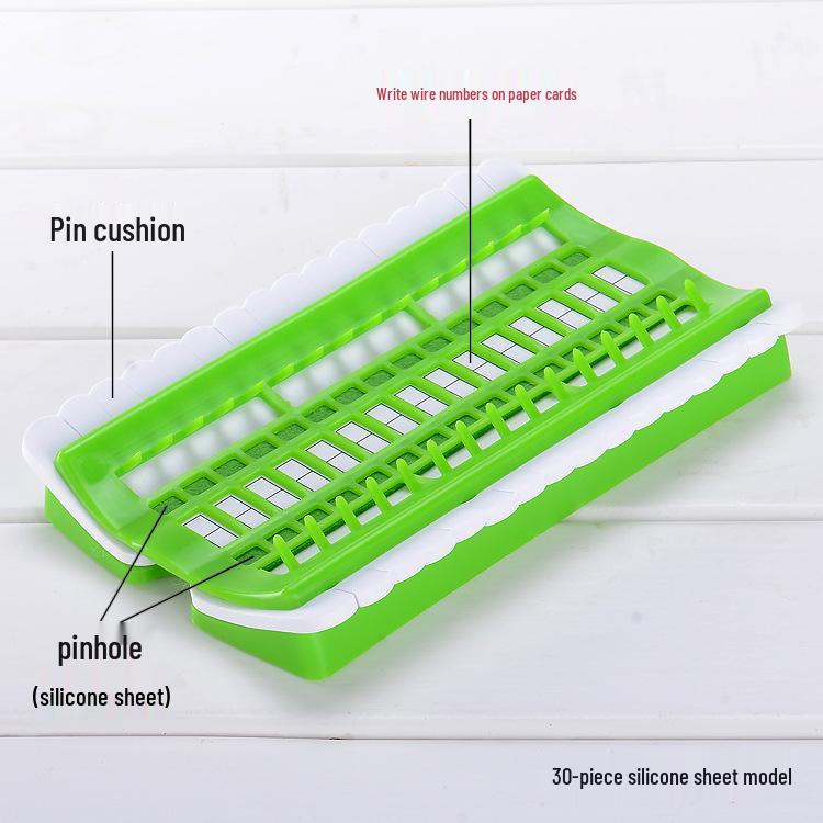 Patent Cross Stitch Thread Organizer with 30 Holes, 50 Slots & Needle Threader – Suzhou Embroidery Tool Set.