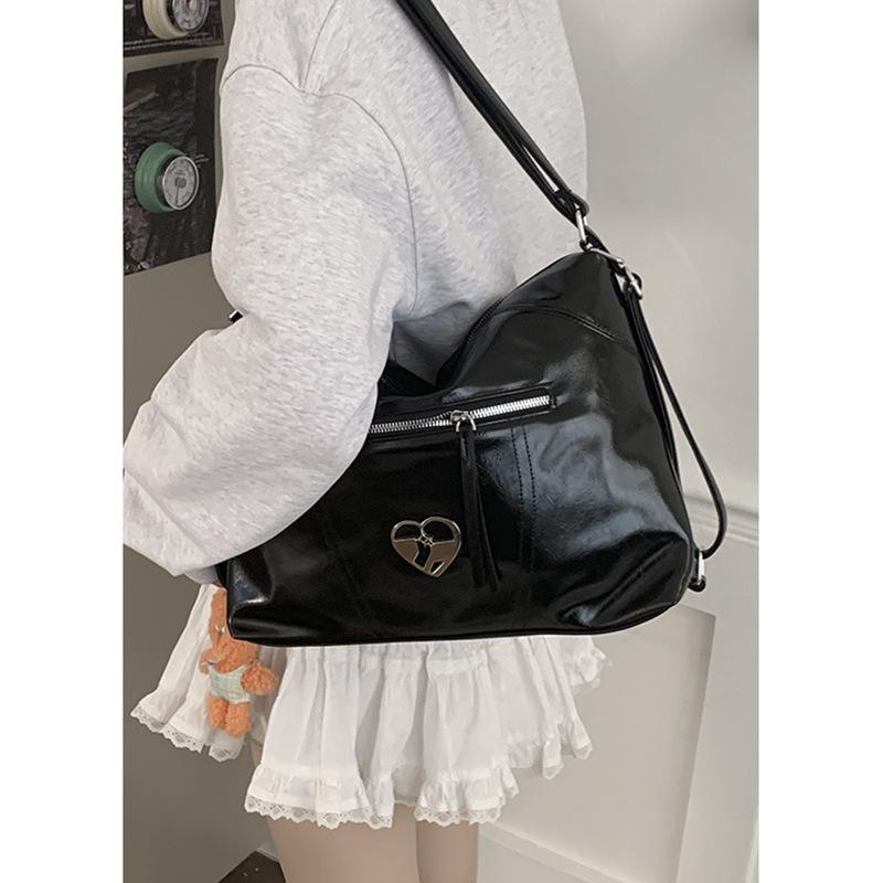 

Korean version of casual silver backpack bag women s 2025 new fashion Korean version of tote bag large-capacity shoulder commuter bag чёрный