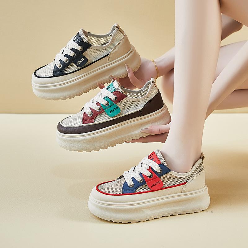 New Summer White Shoes for Female Students' Thick Sole Elevated Mesh Breathable Casual Shoes