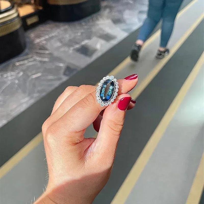 New Gorgeous Big Oval Blue Cubic Zirconia Rings Temperament Elegant Lady's Accessories for Party High Quality Women Zircon