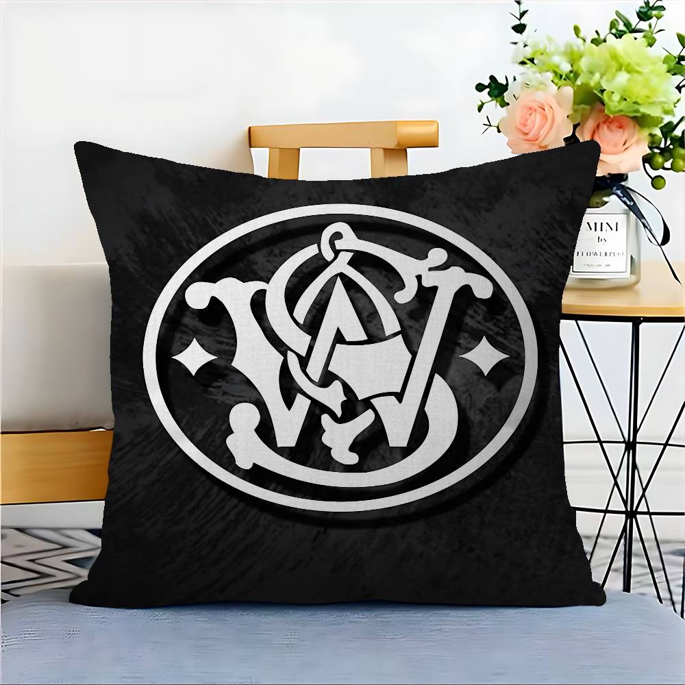 GUN SmithS W-WessonS Maple Design Cushion Cover Happy Autumn Harvest Decor Holiday Decorati Pillow Cover