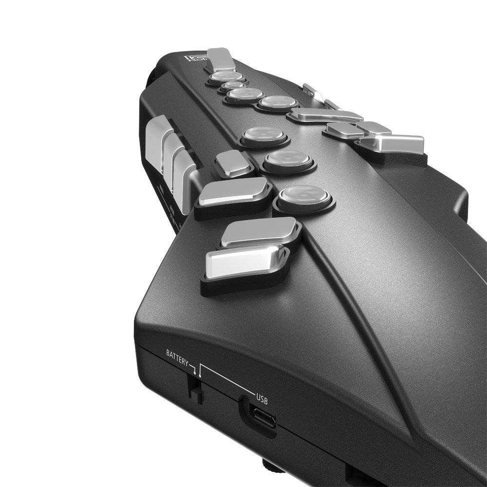 Roland Aerophone GO Wind Synthesizer AE-05 [Guidebook + Headphones]