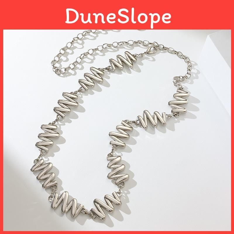Metallic Geometric Waist Chain For Women With Engraved Detail And Stylish Finish