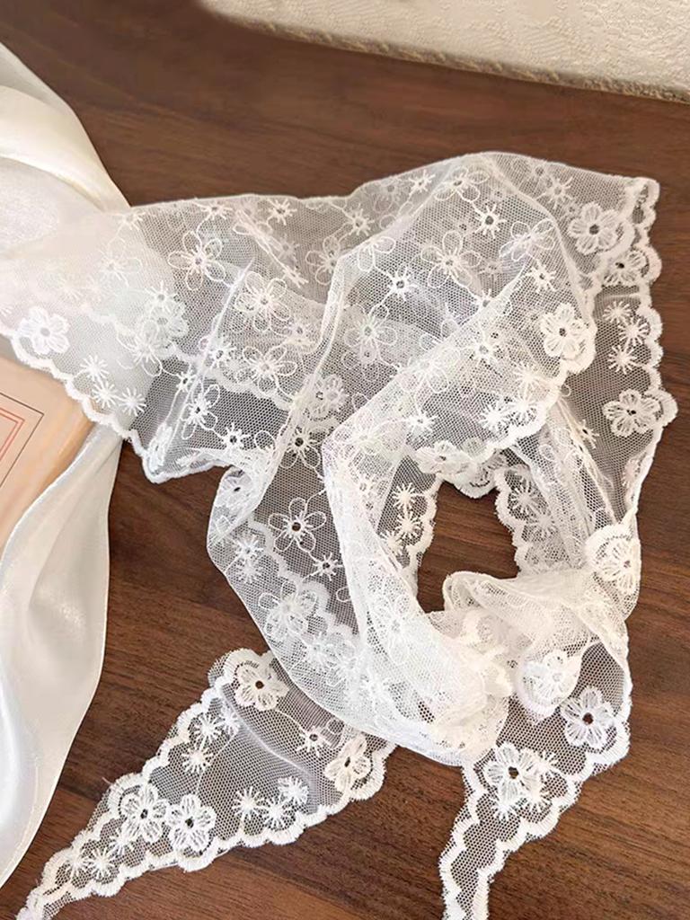 1 ks Retro krajková šála z 50. let Trojcípý šátek na krk Vyšívaná krajková šála Vlasový zábal Květinové háčkované vlasové bandany pro ženy dívky