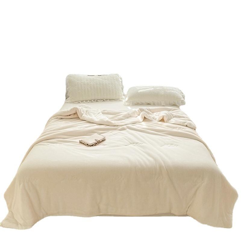 New Plaid Summer Quilt Airable Cover Comfortable Thin Duvet Washable Quilt