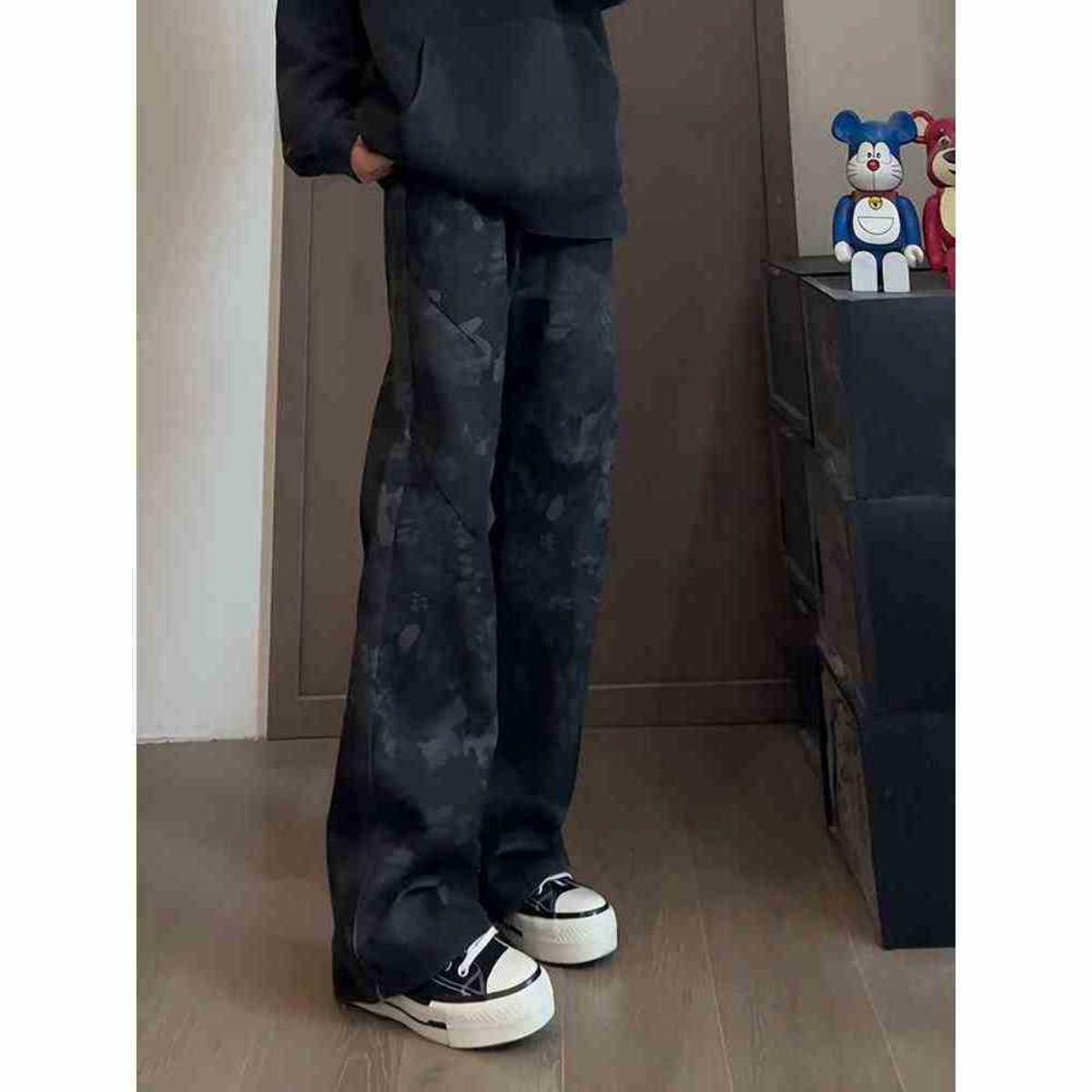 

Coffee green snake pattern micro-pull jeans men s spring American high street vibe casual pants ruffian handsome high-end straight trousers S