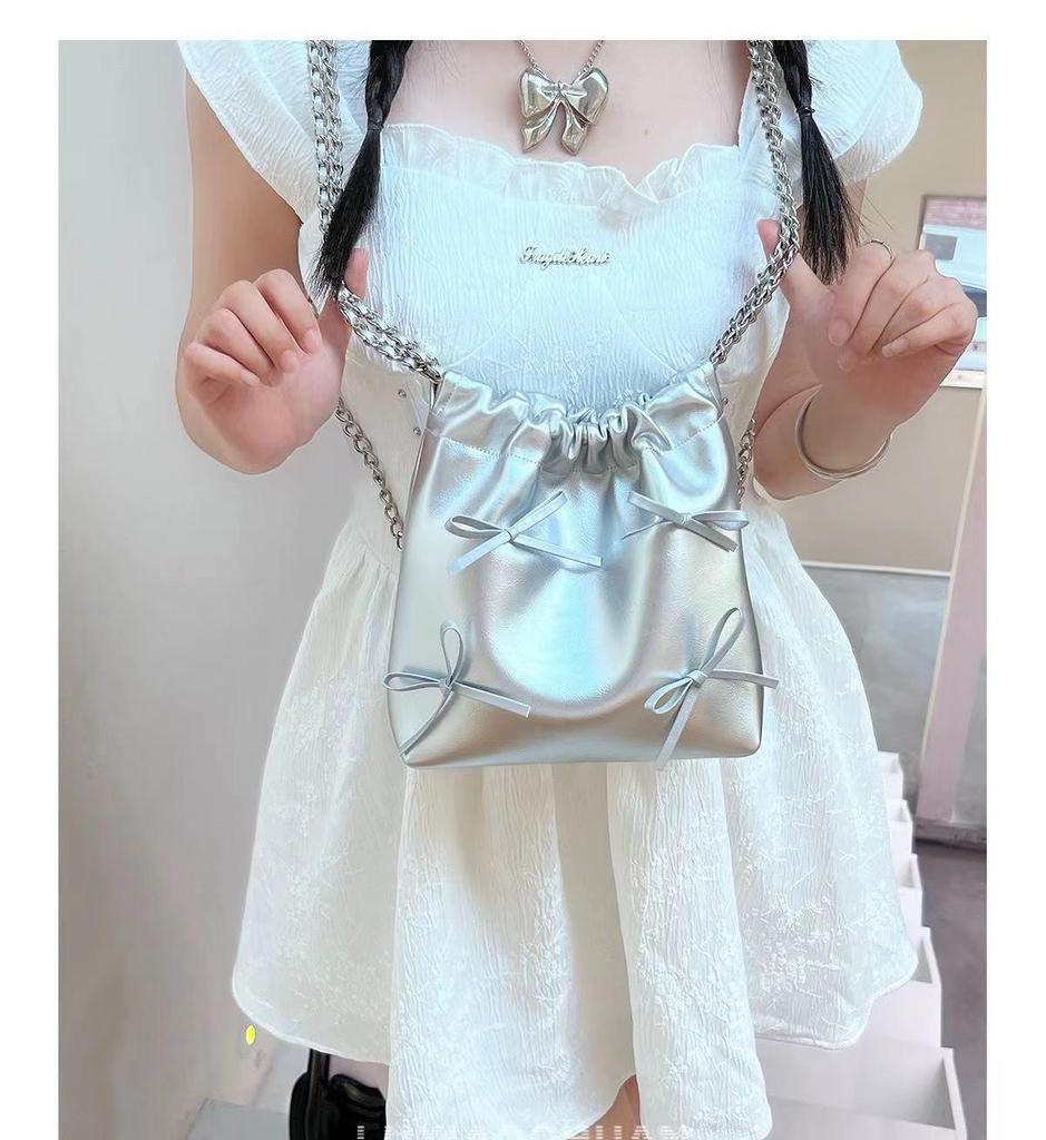 Y2K Drawstring Bow Bag: Soft Leather, Large Capacity, Cute Versatile Shoulder Commuter Bag (2025)