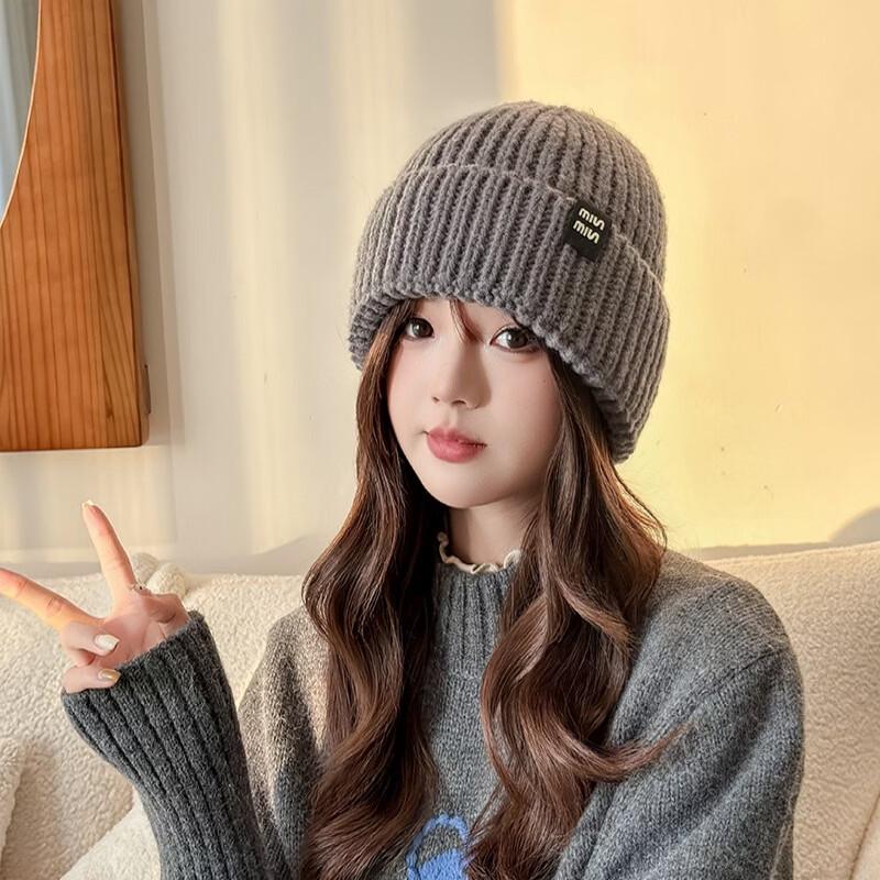 

Fashion Warm Plush Knitted Beanie Hat