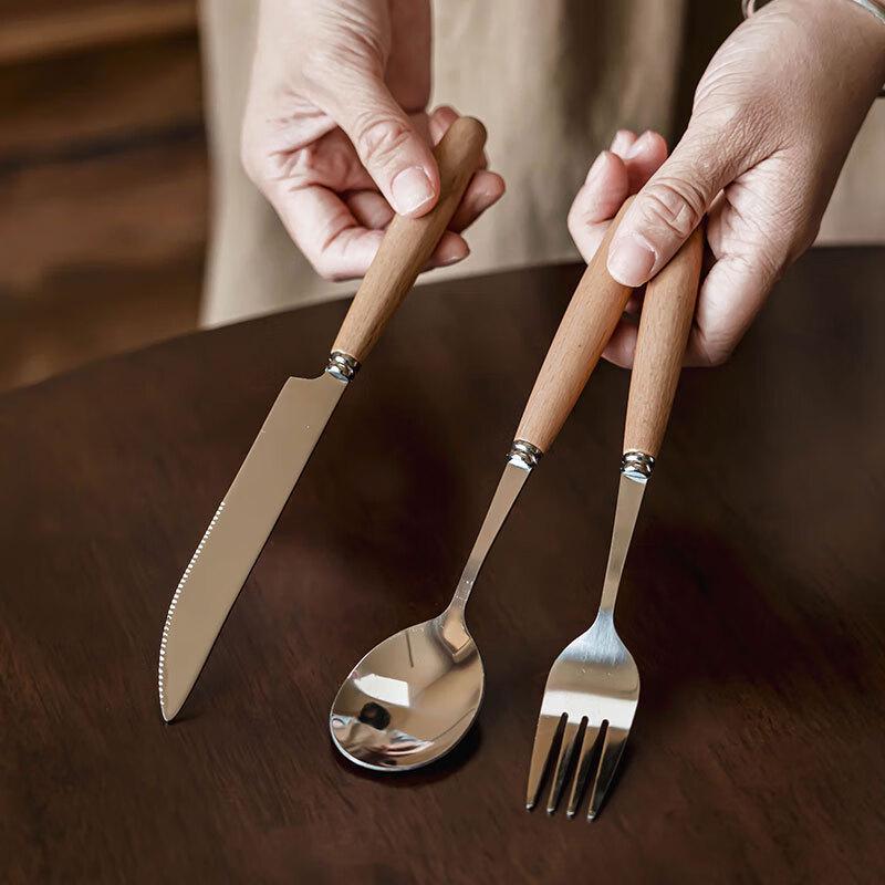 Ruhan Retro Wooden Handle Dinner Spoon