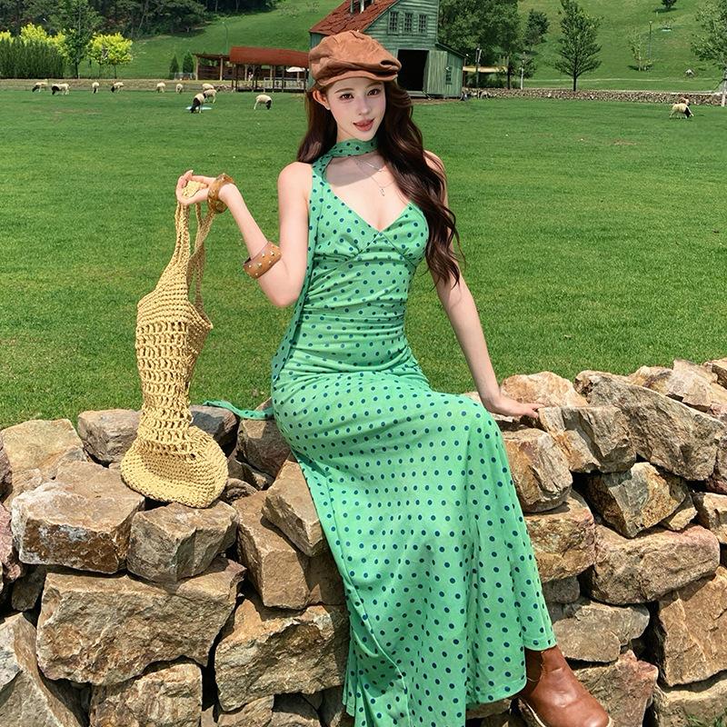 French polka dot streamer neck dress women's summer temperament green skirt waist hip skirt vacation dress