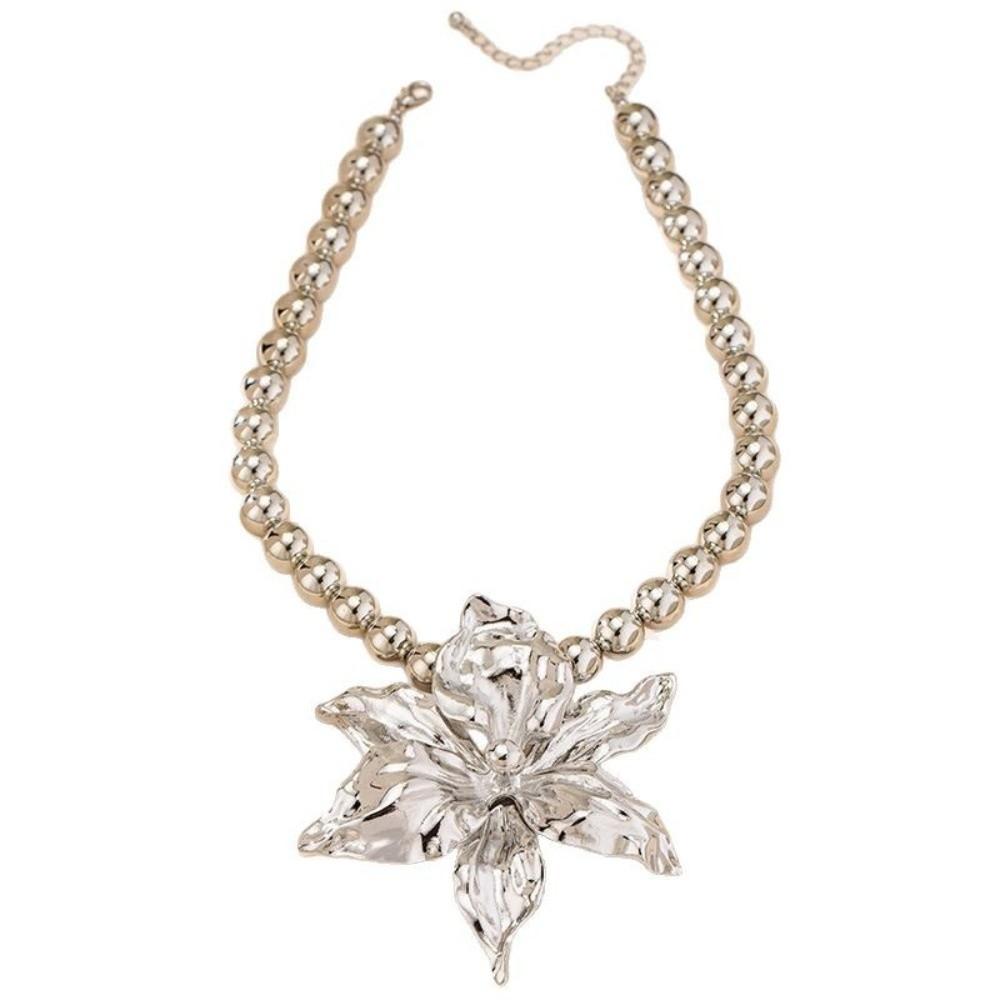 Metal Boho Beaded Chain Wrinkled Stereoscopic Large Volume Flower Pendant Exaggerated Charm Flowers Pendant Necklace