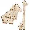 Holz-Höhenmaßband mit Namen für die Wand zur Höhenmessung Giraffe