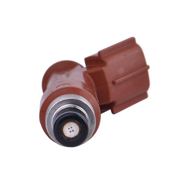 Set of four fuel injectors 23250-21060 and 23209-21060 for Toyota Yaris NCP90 and NCP92.