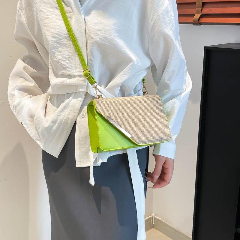 Frozen Pu Square Shoulder Bag With Padded Interior For Daily Use