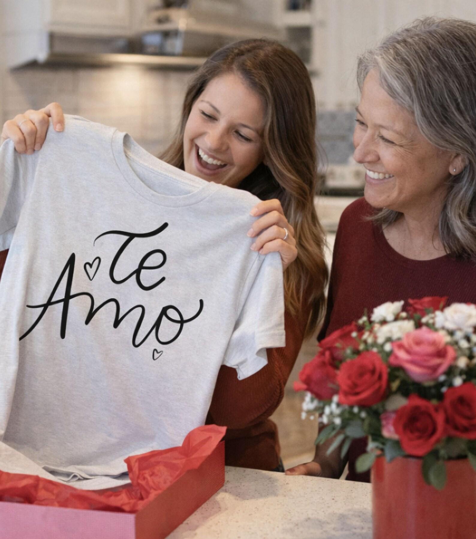Spanish Love Te Amo Shirt L