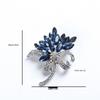 Korean Elegant Pearl Flower Brooch - Versatile, Luxurious Design for Women