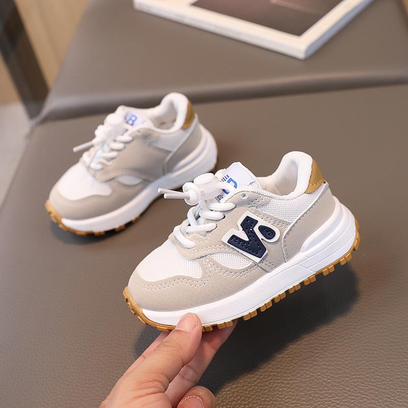 New Kids' Mesh Sports Shoes - Letter Design for Boys & Girls, Spring/Autumn Collection