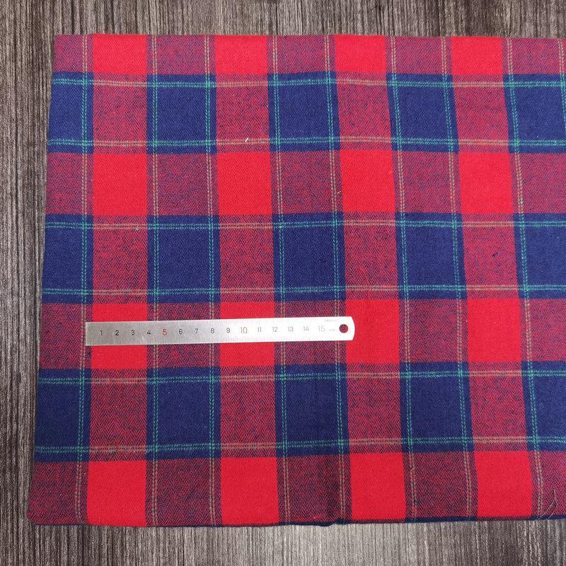 Spot Color-Woven Plaid Jacquard Fabric for Children's Autumn/Winter Brushed Polyester-Cotton Shirts