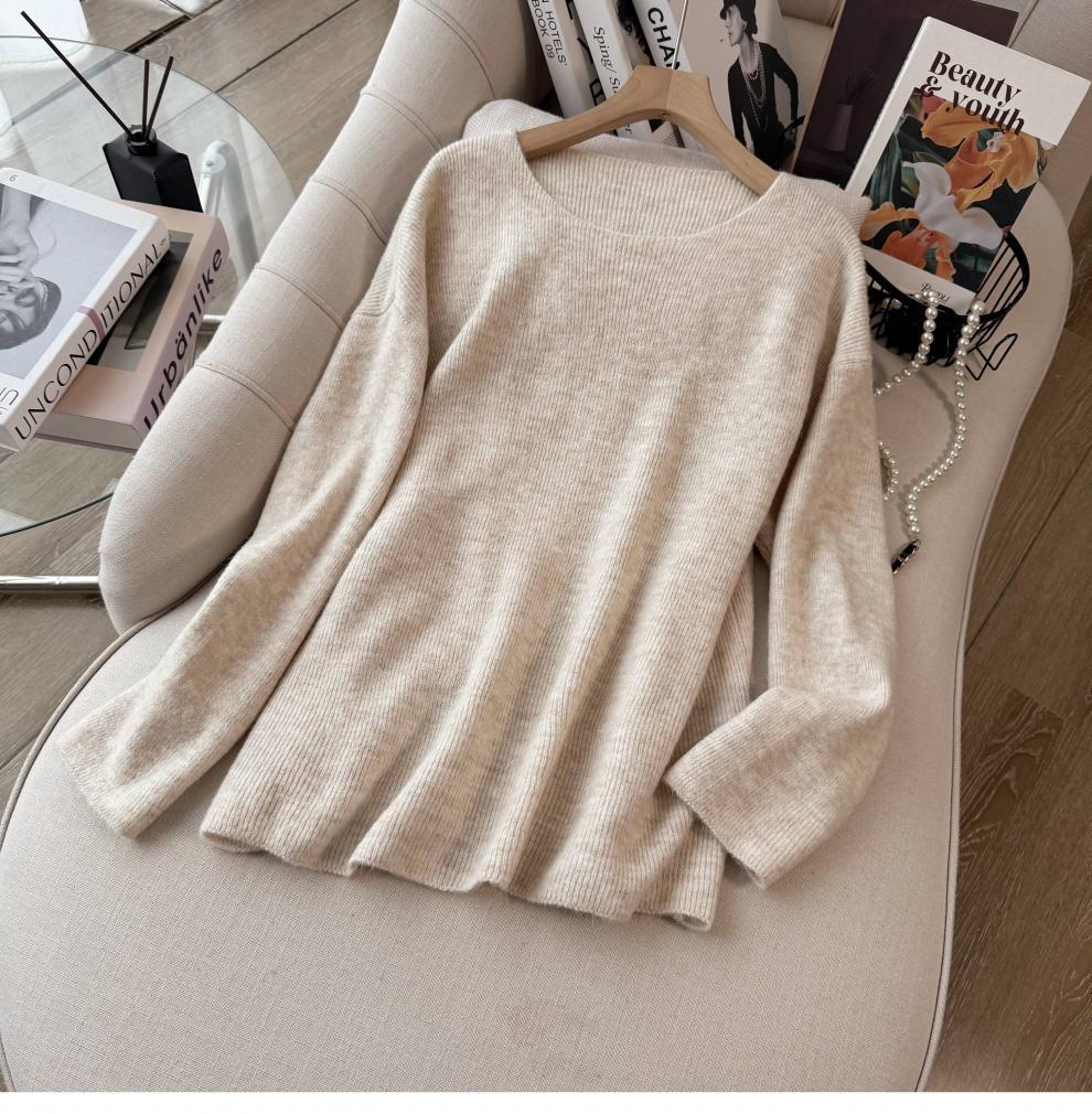 Women's Autumn/Winter High-End Knit Set: Tassel Shawl, Sweater & Skirt.