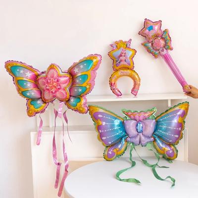 Engel, Fee, Schmetterlingsflügel, Einen Stock haltend, Ballon, Mädchen, Kind, Fotos machen, Mit einem Ballon auf dem Rücken