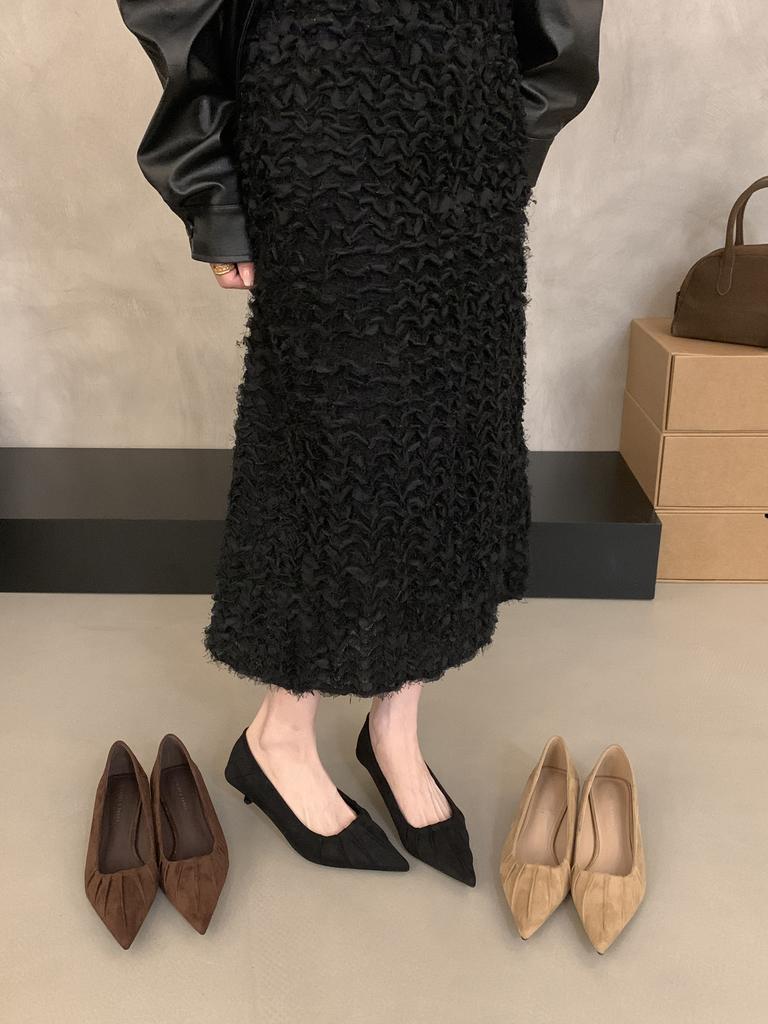 French Kitten Heel Medium High Heel Pointed Pleated Single Shoes Women's Shoes 2025 Summer Temperament Suede Black Commuter Shoes